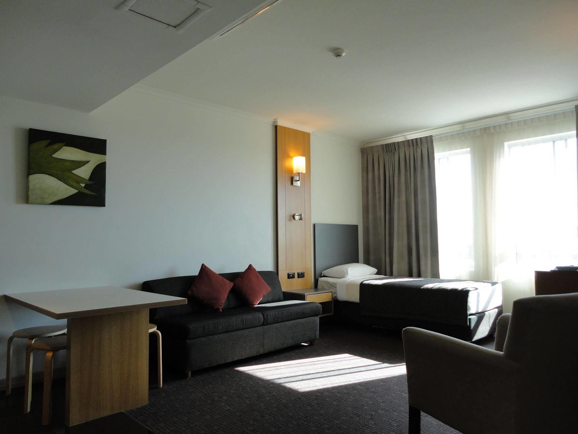 Metro Hotel Ipswich International Eksteriør bilde